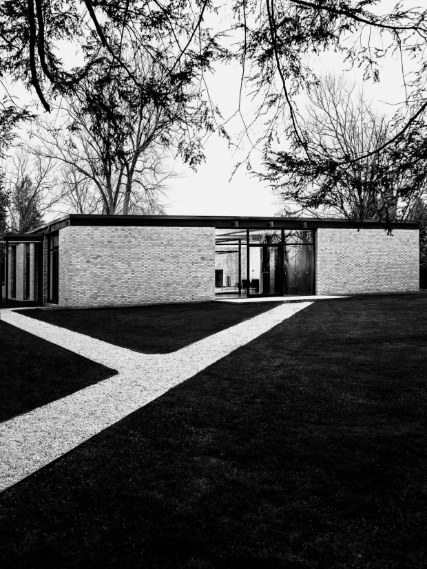 Craig Bassam and Scott Fellows live in this 1951 Philip Johnson-designed home in Connecticut.