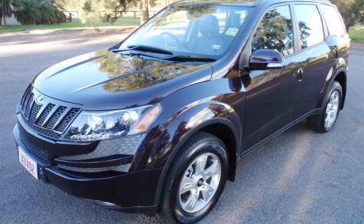 2012 Mahindra XUV500 W8 First Drive Review