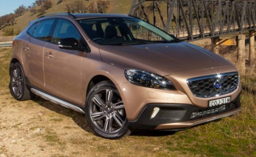 Volvo V40 Cross Country T5 AWD Launch Review