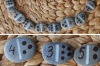 Stone Dominos : <a href="http://krokotak.com/2015/07/3-ideas-with-beach-pebbles/" target="_blank">krokotak.com</a>