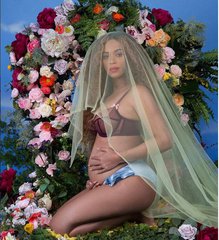 Beyonce's surprise pregnancy announcement breaks the internet