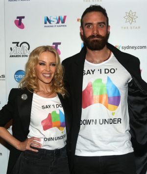 Splitsville? Kylie Minogue and Joshua Sasse.