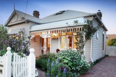 Property prices soar in once-affordable Melbourne suburbs