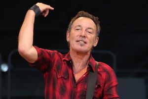 Bruce Springsteen wheeled out the hayseed novelty tune <i>Don't Hang Up</i> at AAMI Park.