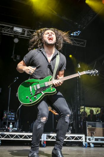 Gang of Youths lead singer David Le-aupepe rocks out.