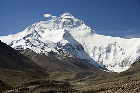 Everest North Face toward Base Camp Tibet Luca Galuzzi 2006 edit 1.jpg