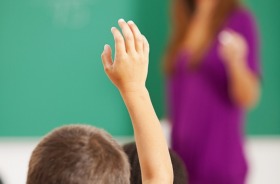A report by the Grattan Institute has called for teacher training courses to improve and help trainees learn the ...