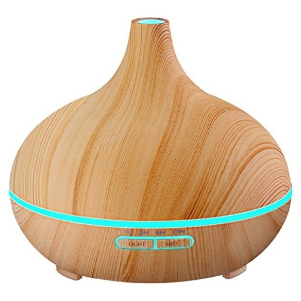 VicTsing Cool Mist Humidifier Ultrasonic Aroma Essential Oil Diffuser. This aesthetically pleasing humidifier has more ...