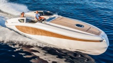 Wider 32 from Boutique Boat Company.