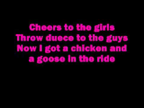 Bottoms Up Lyrics