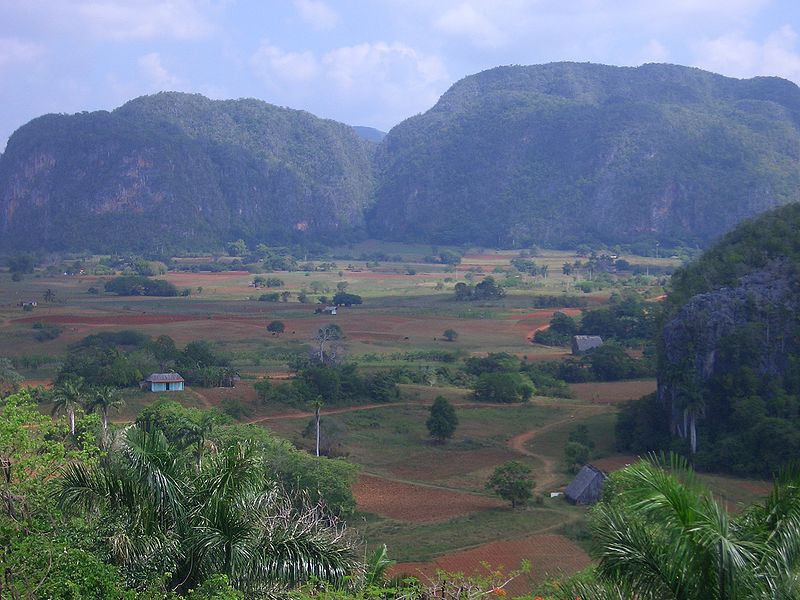 File:Valle vinales 1.jpg