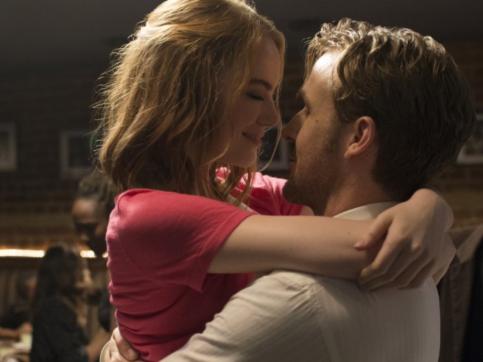 Ryan Gosling and Emma Stone in La La Land (2016)