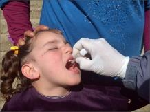 حملة تطعيم ضد شلل الأطفال بريف اللاذقية