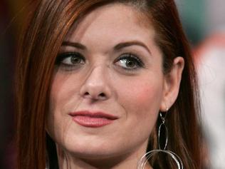 31/01/2005: Actress Debra Messing makes an appearance on MTV's Total Request Live in New York. AFP PicPeter/Kramer /Getty /Images headshot
