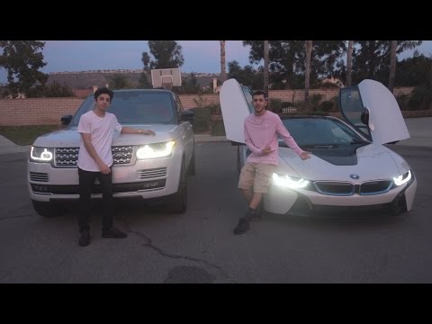 RANGE ROVER VS BMW i8 RACE!!