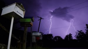 Lightning echoed through the valleys at Laguna , north of Sydney . Photo Nick Moir 4 feb 2017