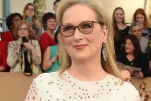 Meryl Streep arrives at the 23rd annual Screen Actors Guild Awards at the Shrine Auditorium & Expo Hall on Sunday, Jan. ...