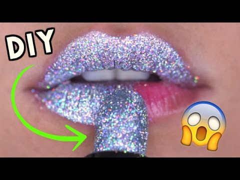 10 DIY Makeup SECRETS You NEED to Know!! + DIY Lipstick EASY! SofiaStyled ꒰◍ᐡᐤᐡ◍꒱ ☆ﾟ.*・