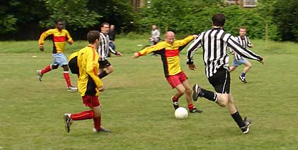 urban75 vs Recreativo, semi final, Loony Left Cup, 2005