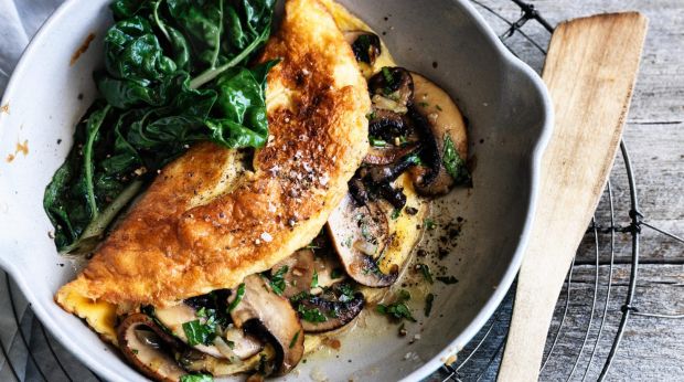 Pete Evans' paleo mushroom and herb omlette