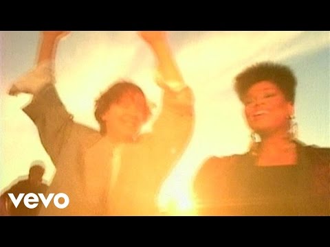 Simple Minds - Alive And Kicking