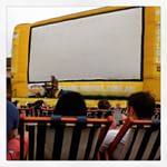 Pre-film musical entertainment. #bondi #openaircinema #benandjerrys #deckchair #relaxed #mightbeasleepbeforeitstarts