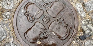 Secret London: Have You Spotted These Historic Discs Around Spitalfields?