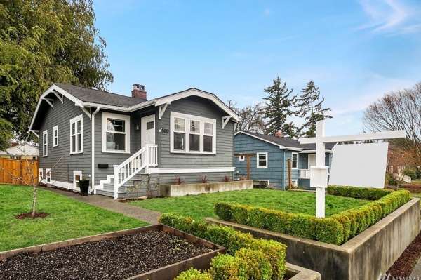 5012 SW Waite St, listed at $539,000. See the  full listing here .&nbsp; 
 Charm exudes from this gorgeous remodeled 1922 craftsman, located in North Admiral. Within walking distance of Alki Beach and Admiral Junction, this home features a spacious kitchen with new surfaces, and a flat private fully-fenced backyard.&nbsp;