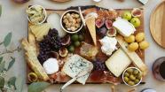 DIY ultimate cheese board