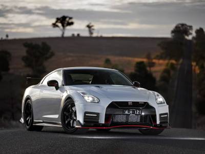 2017 Nissan GT-R Nismo Launch Review | A Road-Ready King Of The Mountain