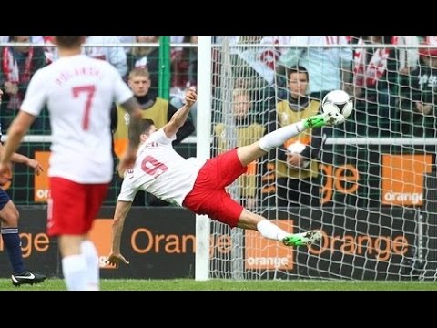 Robert Lewandowski Top 10 Epic Goals HD