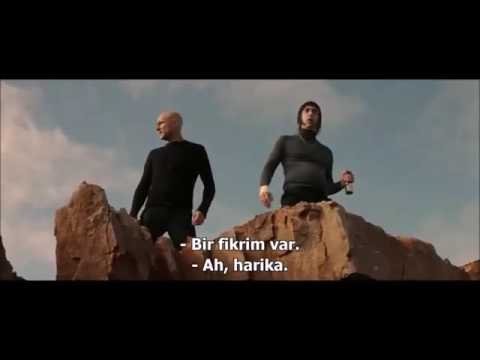 Dünyanın En Komik Film Sahnesi - Adam Filin kıçına saklanırsa :)))