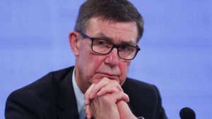 Sir Angus Houston addresses the National Press Club in Canberra.