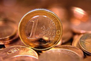 One euro (Phillippe Huguen, Getty)