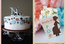 Baby showers & gender reveal parties / Everything you need for the perfect baby shower or gender reveal party: invitations, themes, gifts, decorations and games!