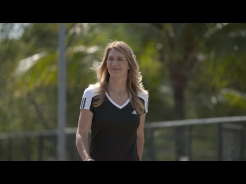 Steffi Graf: 'I hope Serena breaks grand slam record...