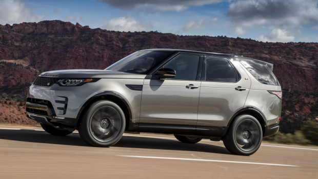 2017 Land Rover Discovery.