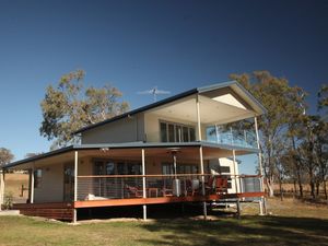 A Modern Rural Retreat