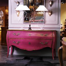  - Traditional Dressing Tables, Chest Of Drawers And Wardrobes - Decorative Chests & Cabinets