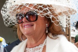 Gina Rinehart has been issued with a grovelling apology over the TV mini-series.