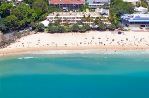 Overlooking Noosa Main Beach, the Netanya Noosa.