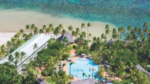 Outrigger Fiji Beach Resort. 