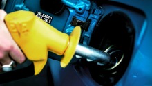Retailers claim fuel discounts 'unfair' (Video Thumbnail)