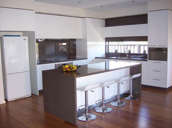 Kitchen Island Design Ideas by I & S Joinery