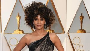 Halle Berry arrives at the Oscars.