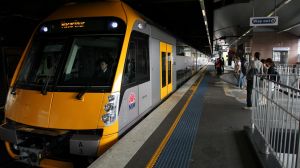 New train, Waratah gets its first run for Cityrail on the Bankstown line. Train arrives at Circular Quay SMH News. 01 ...