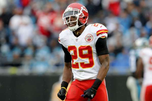 CHARLOTTE, NC - NOVEMBER 13:  Eric Berry #29 of the Kansas City Chiefs reacts after a play against the Carolina Panthers in the 1st quarter during their game at Bank of America Stadium on November 13, 2016 in Charlotte, North Carolina.  (Photo by Streeter Lecka/Getty Images)