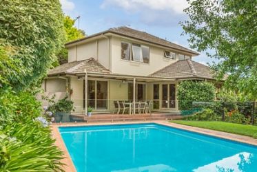 Plenty of heat still in Canberra housing market with strong start to autumn sales