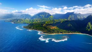 The spectacular Na Pali coast, Kauai, Hawaii.