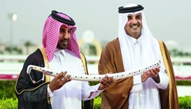 HH The Emir presents the Silver Sword to Al Jeryan Stud representative after AJS Gannas won the race